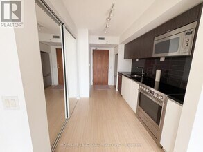 Building Photo - 85 Queens Wharf Rd