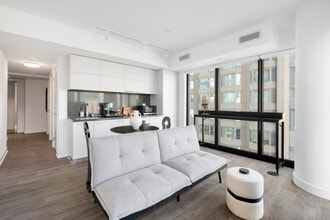 Building Photo - 174 Cumberland St