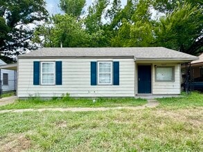 Building Photo - 1623 Harville St