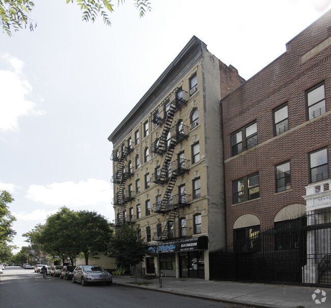 134 Boerum St, Brooklyn, NY 11206 Apartments Brooklyn, NY