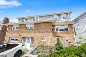 Building Photo - 70 Maple Ave