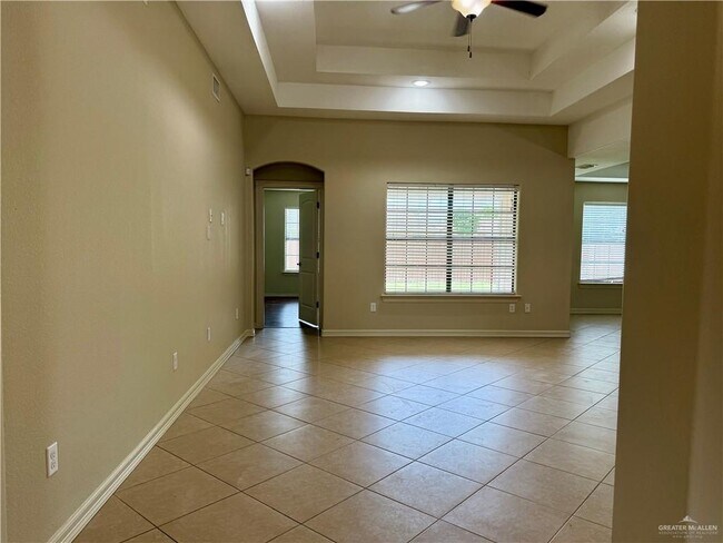 Foto del edificio - 2317 Llano Molano Ln