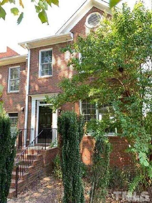 Foto principal - 601 Copperline Dr