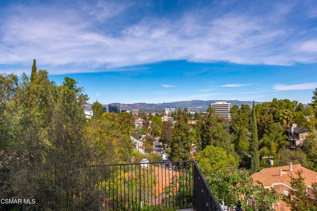 Building Photo - 5076 Escobedo Dr