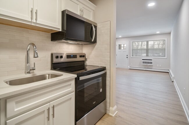 Foto del edificio - Burdeck Street Apartments