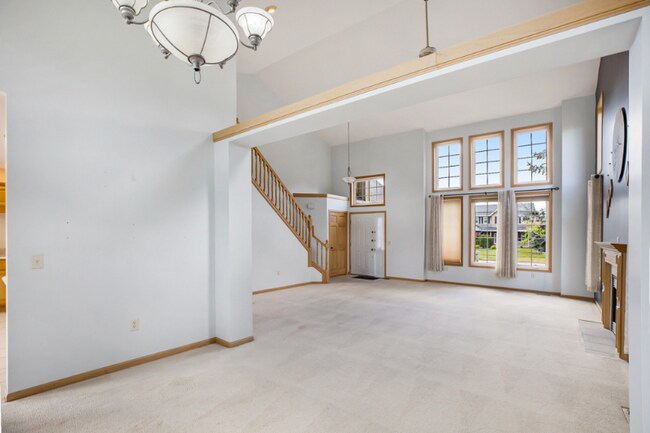 Foto del edificio - 8491 Tawa Creek Dr