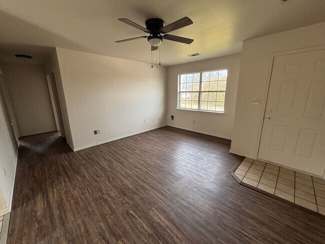 Building Photo - 1200 S El Paso Ave