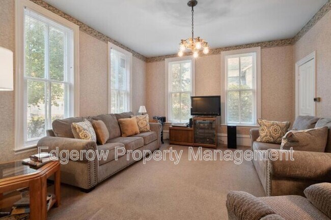 Foto del edificio - 1522 Broadway Ave NW