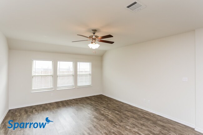 Foto del edificio - 220 Garden Grove Drive