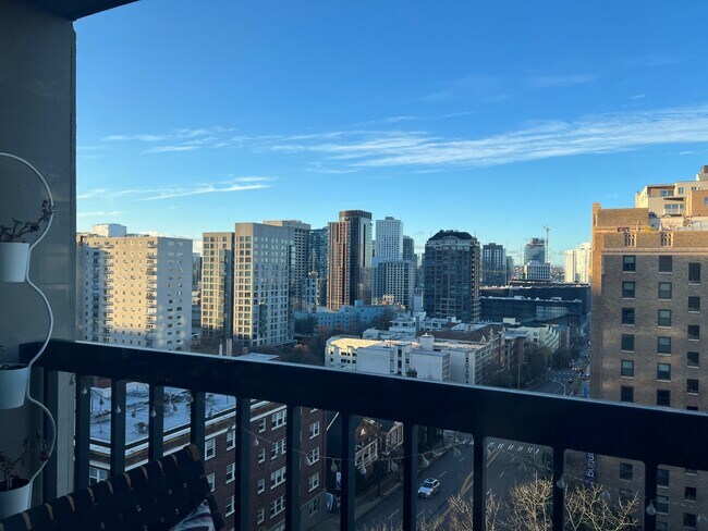 Foto del edificio - 1101 Seneca St