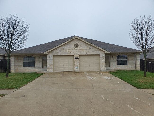 Building Photo - 1306 Powder River Dr