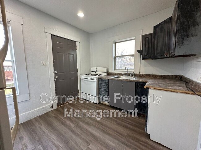Foto del edificio - 704 14th Ave N