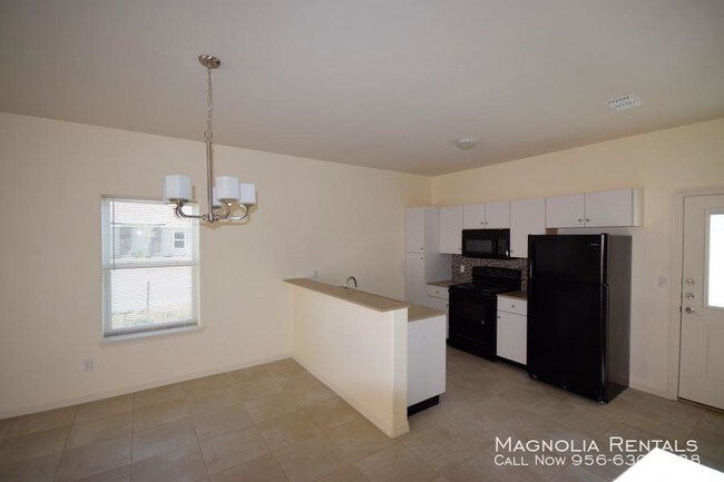 Foto del edificio - 2 bedroom in Edinburg TX 78539