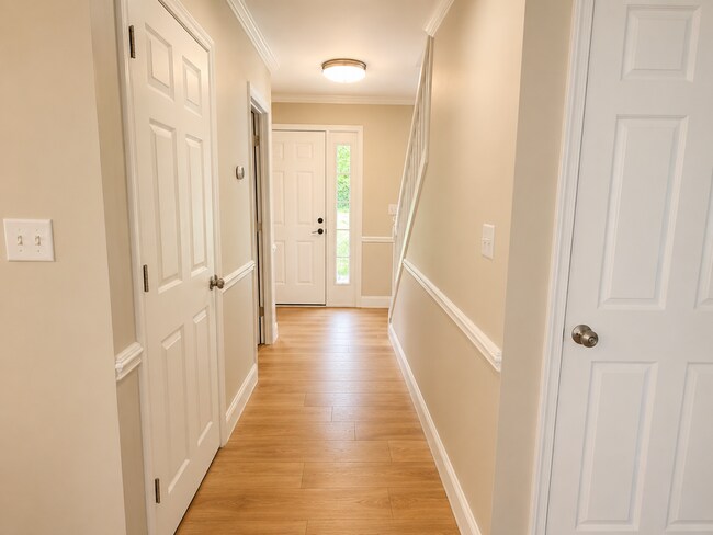 Foto del edificio - Rare Forest Lakes Rental Opportunity!