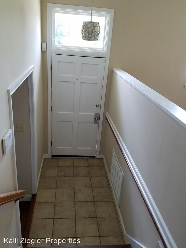 Building Photo - 4 br, 2.5 bath House - 118N Ingleside Drive