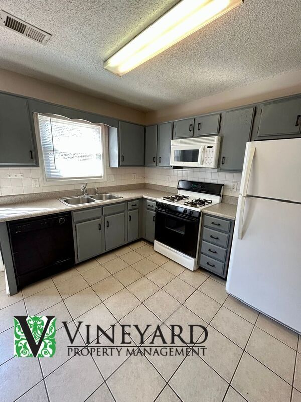 Foto del edificio - 7015 Sand Wedge Cir