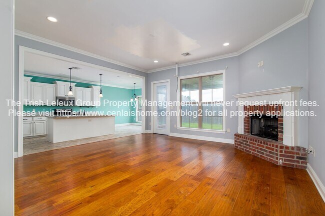 Foto del edificio - 4/2 New home close to Jackson st