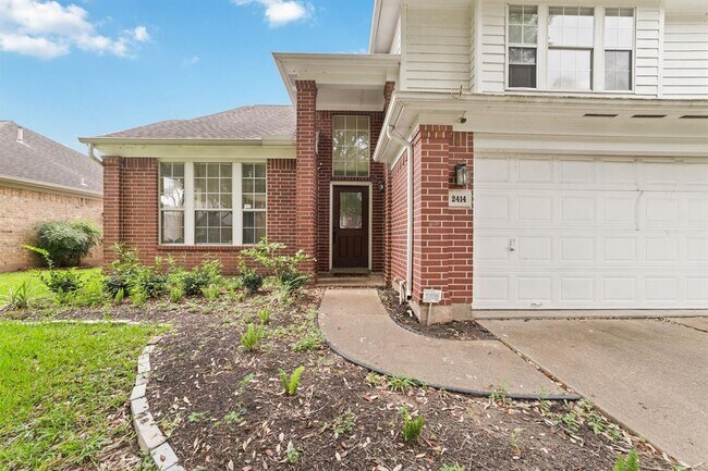Building Photo - 2414 Blue Rose Dr