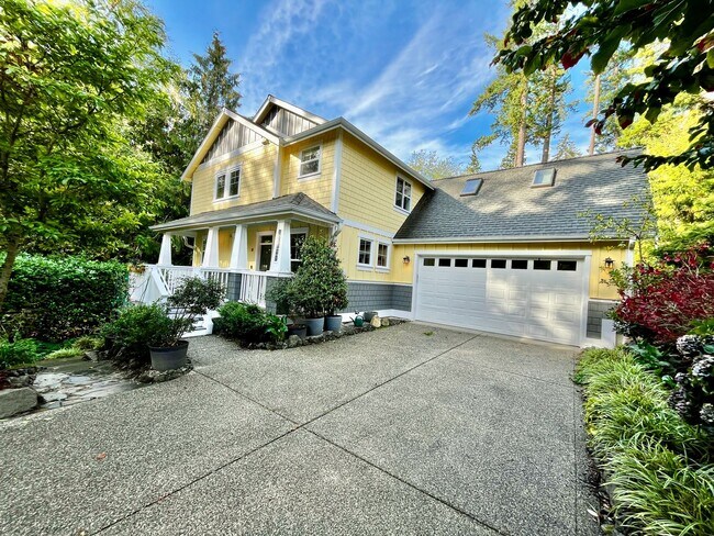 Foto del edificio - Beautiful 4 Bedroom Bainbridge Home Close ...