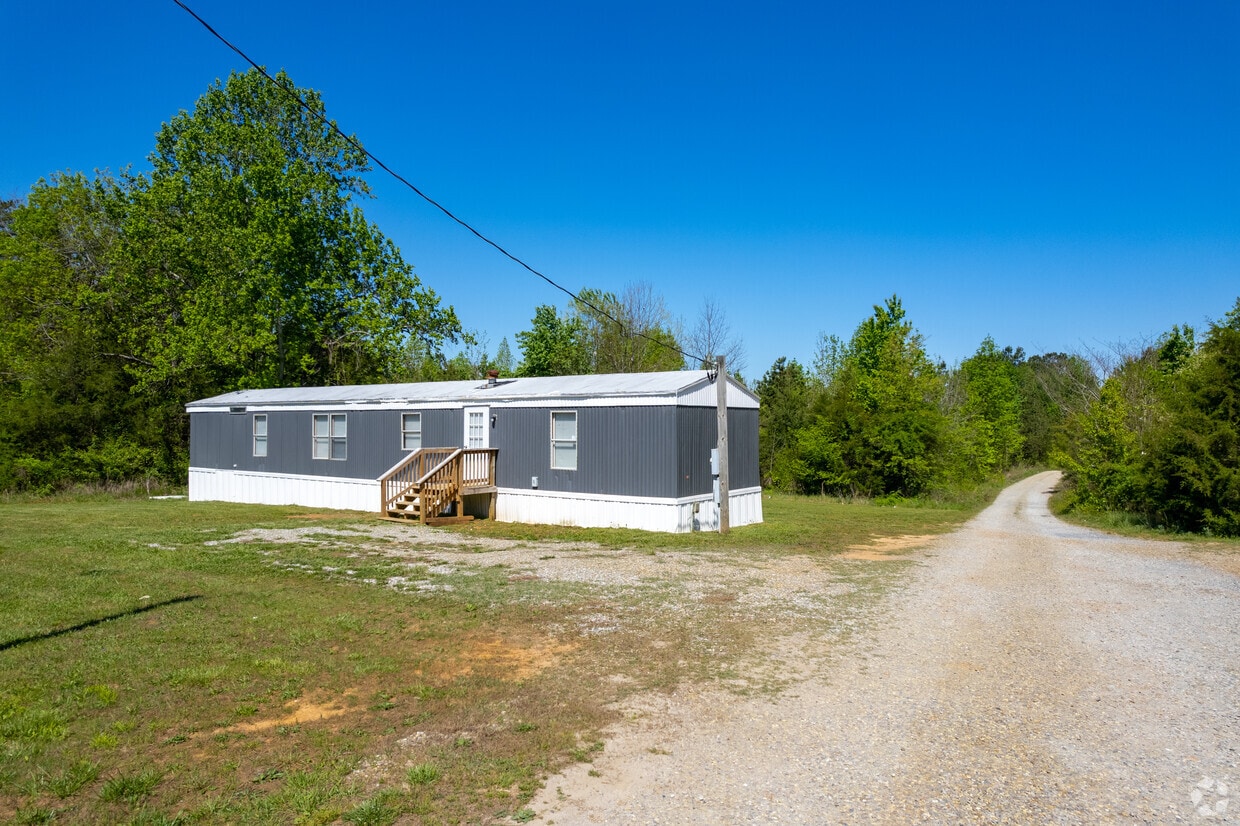 144 Vista Drive in Pamplin, VA - 143 Vista Dr