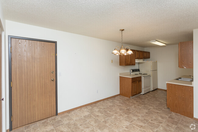 2BR, 1BA - 875SF - Southview Apartments I & II