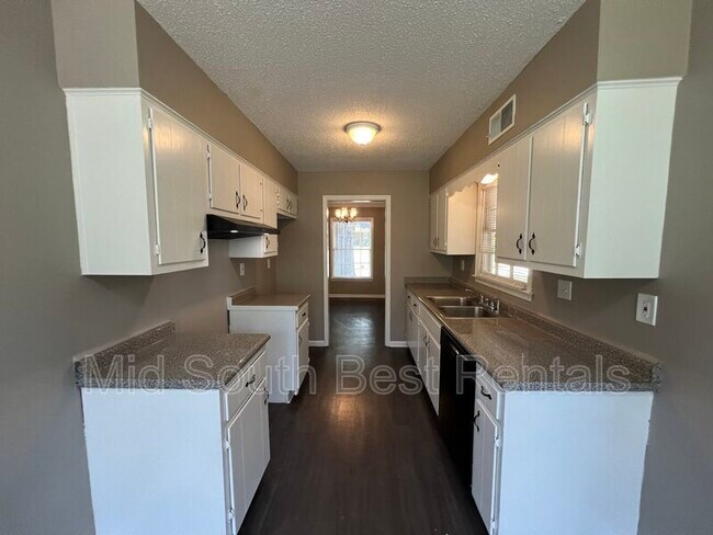 Foto del edificio - 3154 Bluefield St