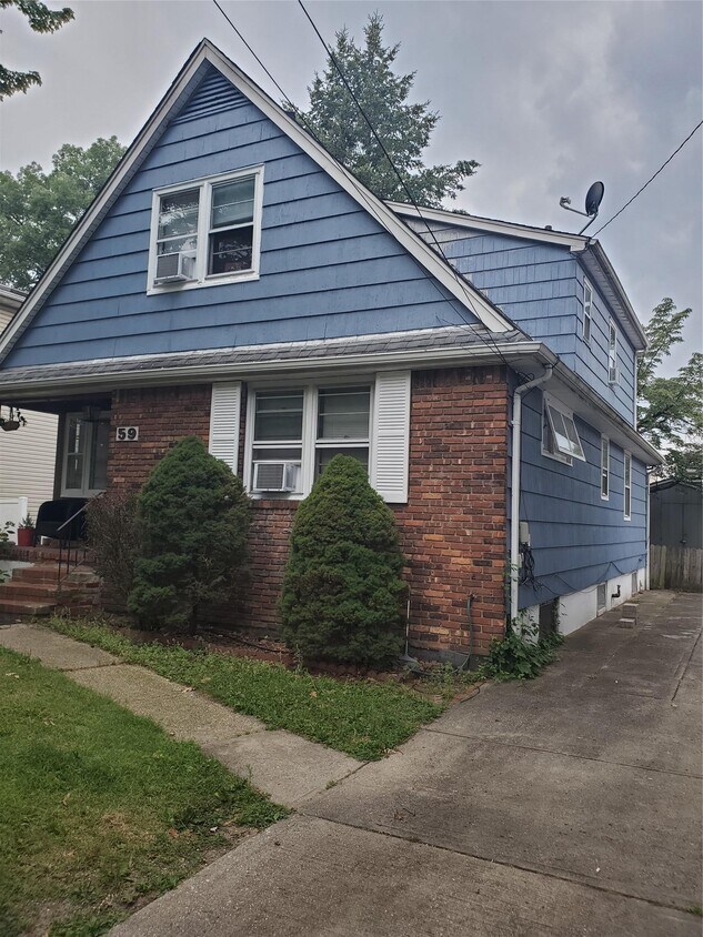 Foto principal - 59 Dunwood Rd