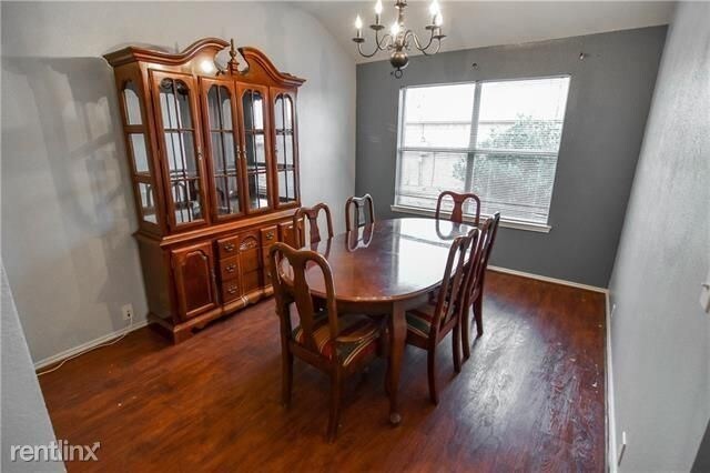 Foto del edificio - 5 br, 2 bath House - 4505 Claret Ct