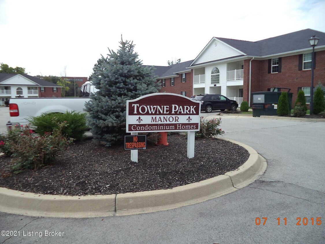 Primary Photo - 12505 Townepark Way