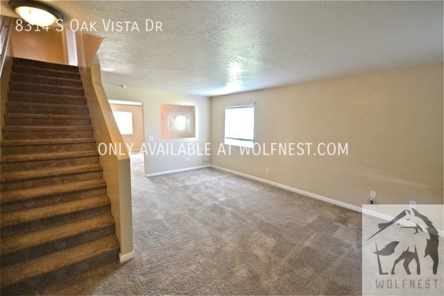 Building Photo - 8314 S Oak Vista Dr