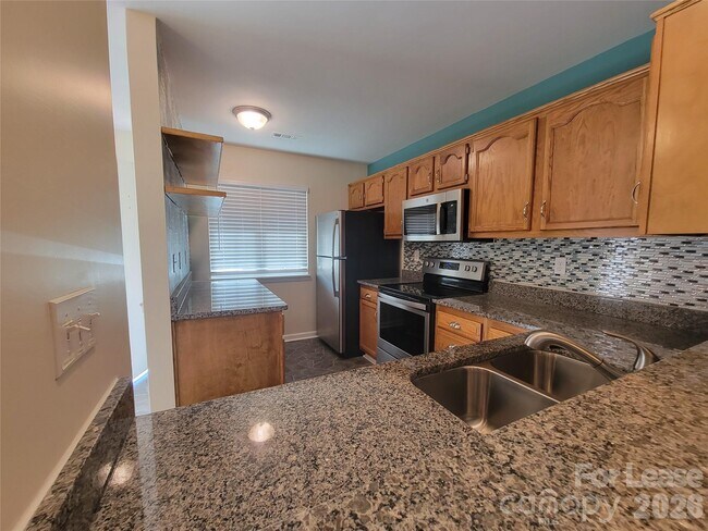 Foto del edificio - 3811 Mosscroft Ln