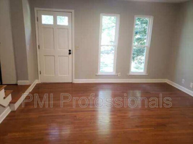 Foto del edificio - 354 Huntington Ridge Dr