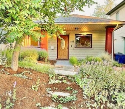 Building Photo - 107 W 500 N