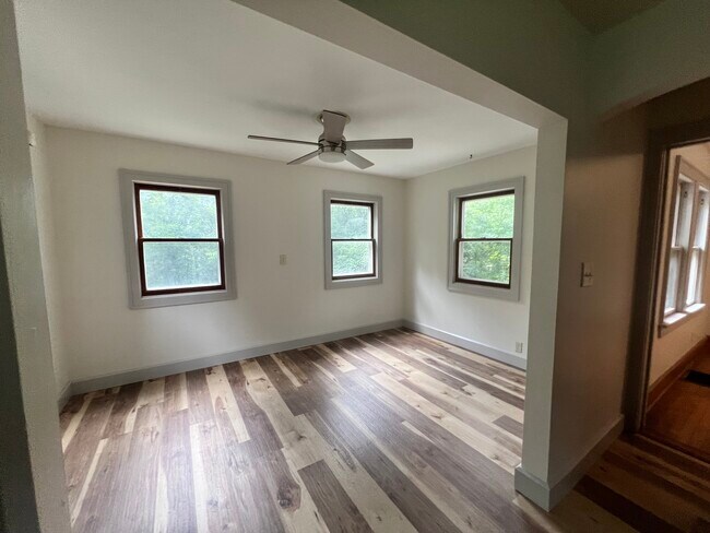 Building Photo - 5240 State Rd 46