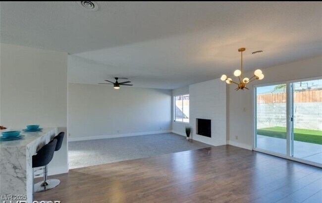 Foto del edificio - 1536 Sombrero Dr