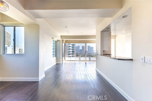 Foto del edificio - 10501 Wilshire Blvd