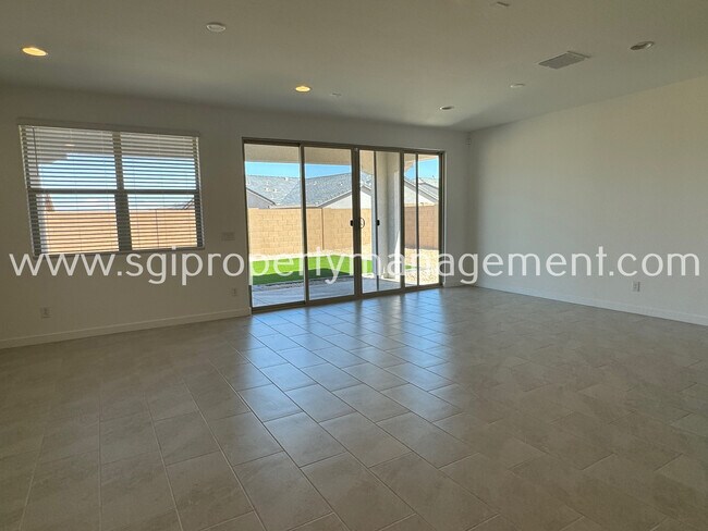 Building Photo - Brand new 4 bedroom Laveen home