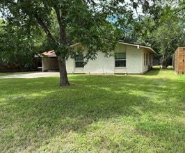 Building Photo - 1206 Dwyce Dr