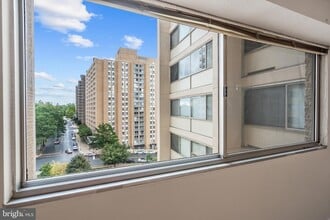 Building Photo - 4515 Willard Ave