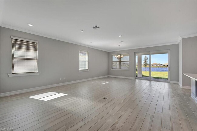 Foto del edificio - 437 Tamarindo Ln