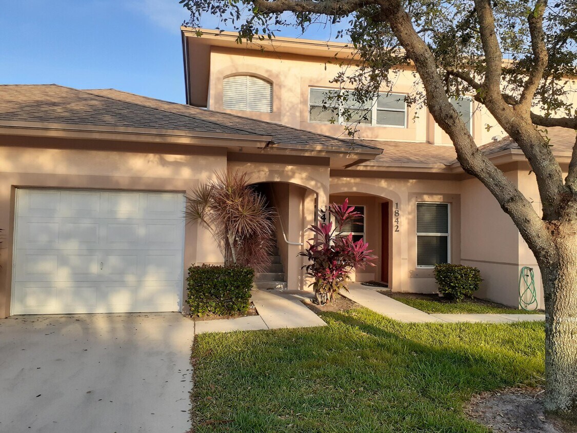 Foto principal - 1840 E Sanderling Ln