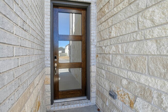 Foto del edificio - 17703 Rosette Grass Dr