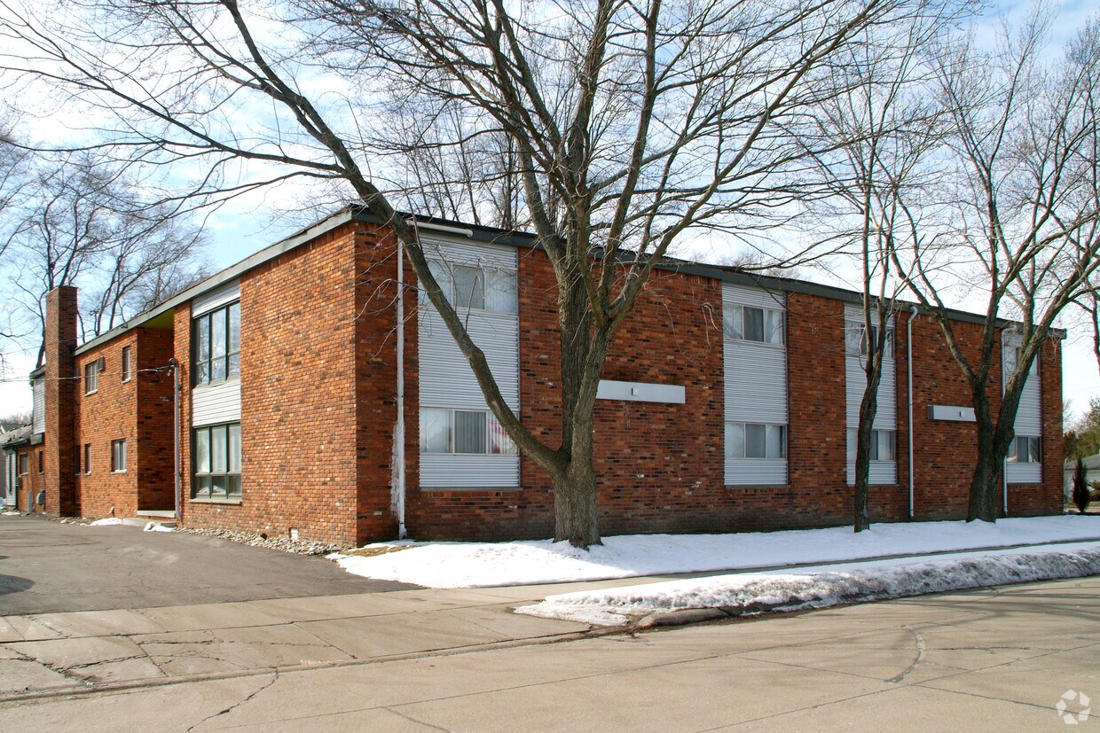 Urbane on Crooks North Apartments Clawson, MI