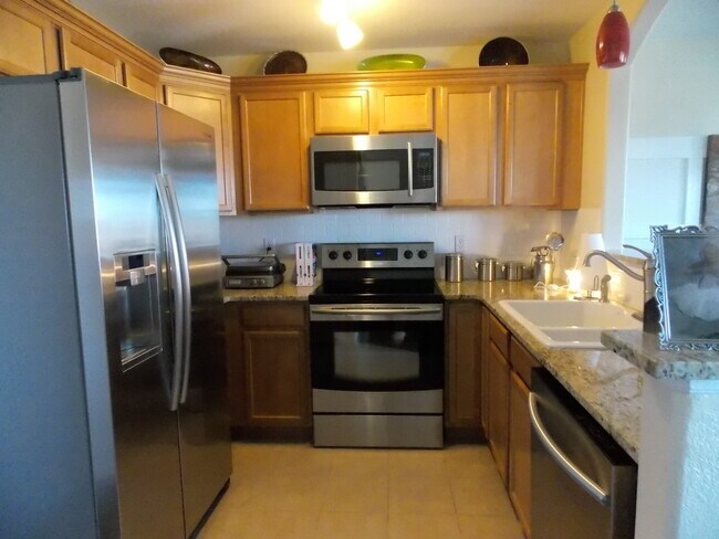 Foto del edificio - Westside condo with views!