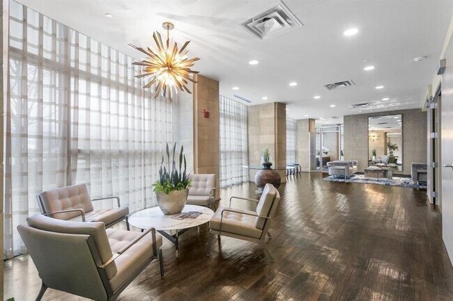 Foto del edificio - 4561 Olde Perimeter Way