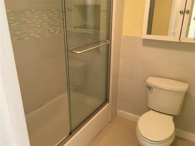 Foto del edificio - 21854 Cypress Cir