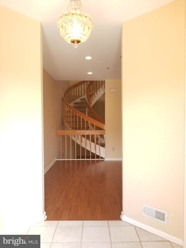 Foto del edificio - 5022 Main St