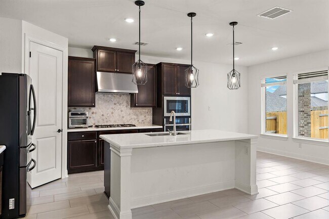 Building Photo - 328 Terrene Trl