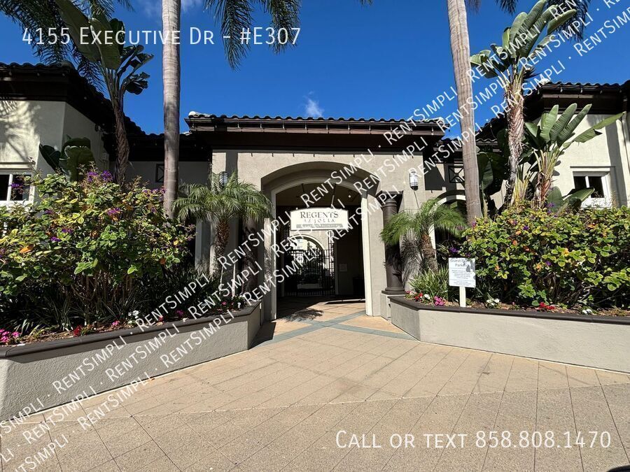 Foto principal - La Jolla Condo in desirable UTC is waiting...