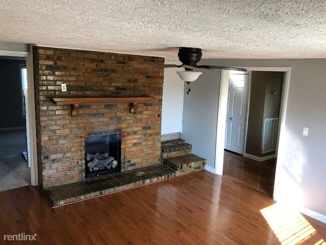 Building Photo - 2 br, 1 bath House - 1507 Austin Tracy Rd